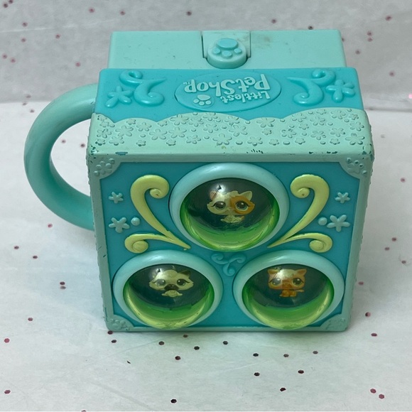 Littlest Pet Shop Teeny Tiniest Pet Playset LPS - Picture 2 of 12